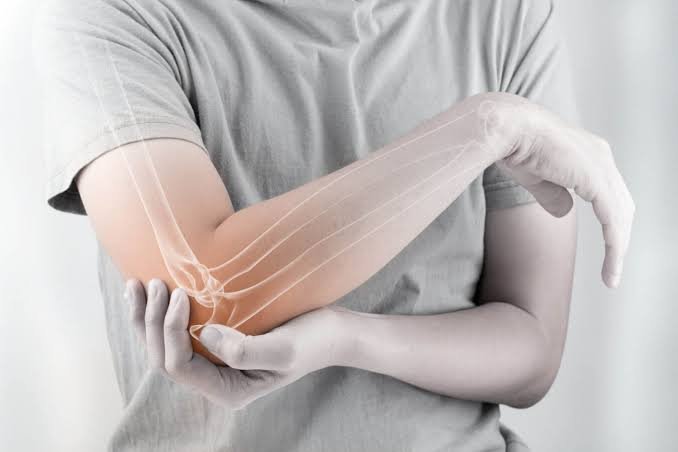 Elbow fractures dr mohamed abas elbishbishi